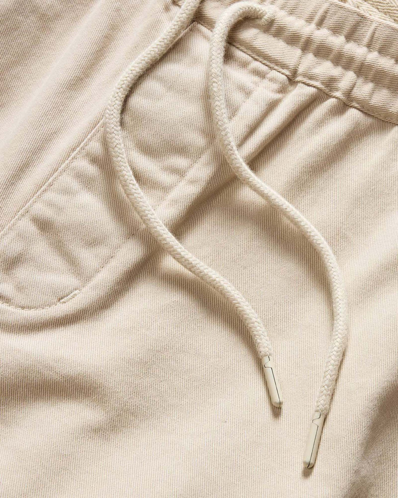 Taylor Stitch - Apres Shorts in Organic Aged Stone Foundation Twill
