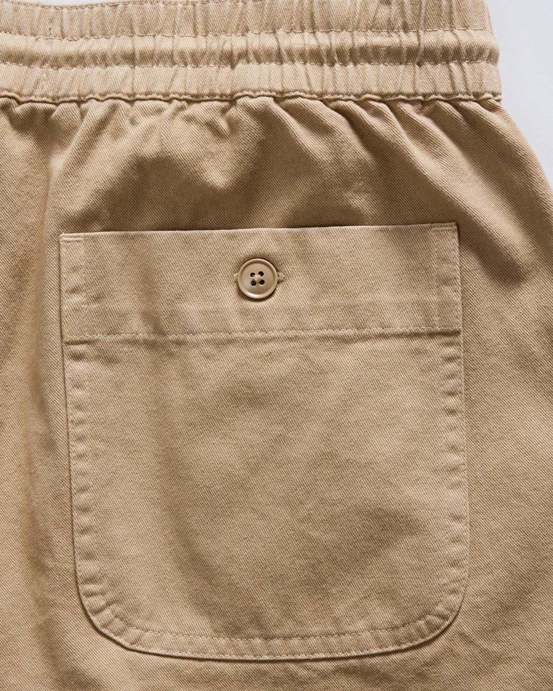Taylor Stitch -Apres Shorts in Organic Khaki Foundation Twill