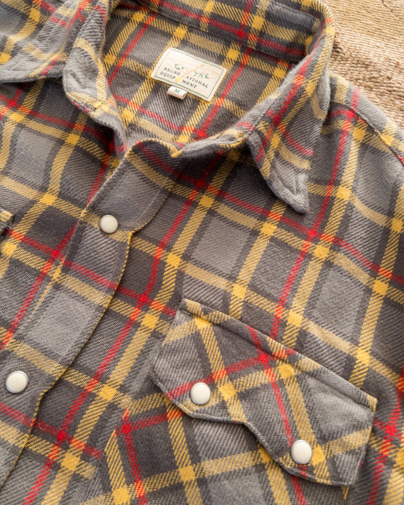 Wythe - Washed Flannel Pearlsnap Shirt - Dusk Plaid