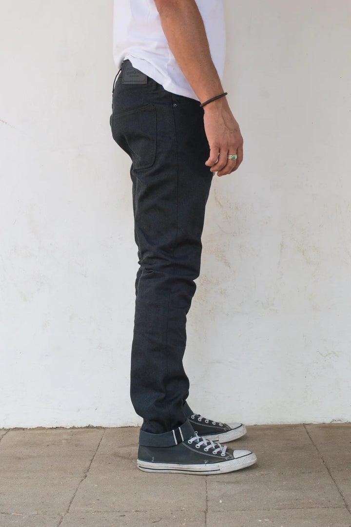 Freenote Cloth Avila Slim Taper Raw 14.25oz Black Grey