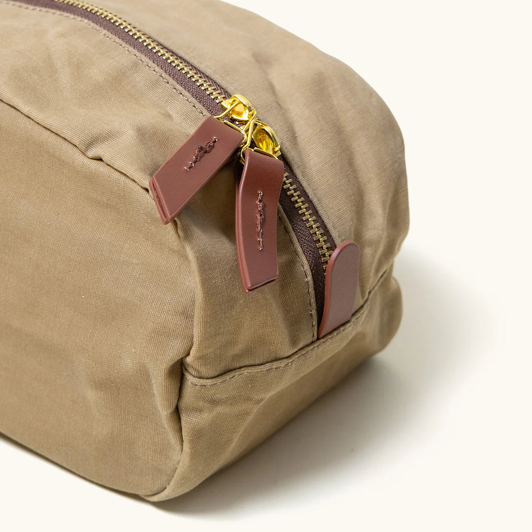 TANNER GOODS Drifter Dopp Kit - Utility Tan (Waxed Canvas)