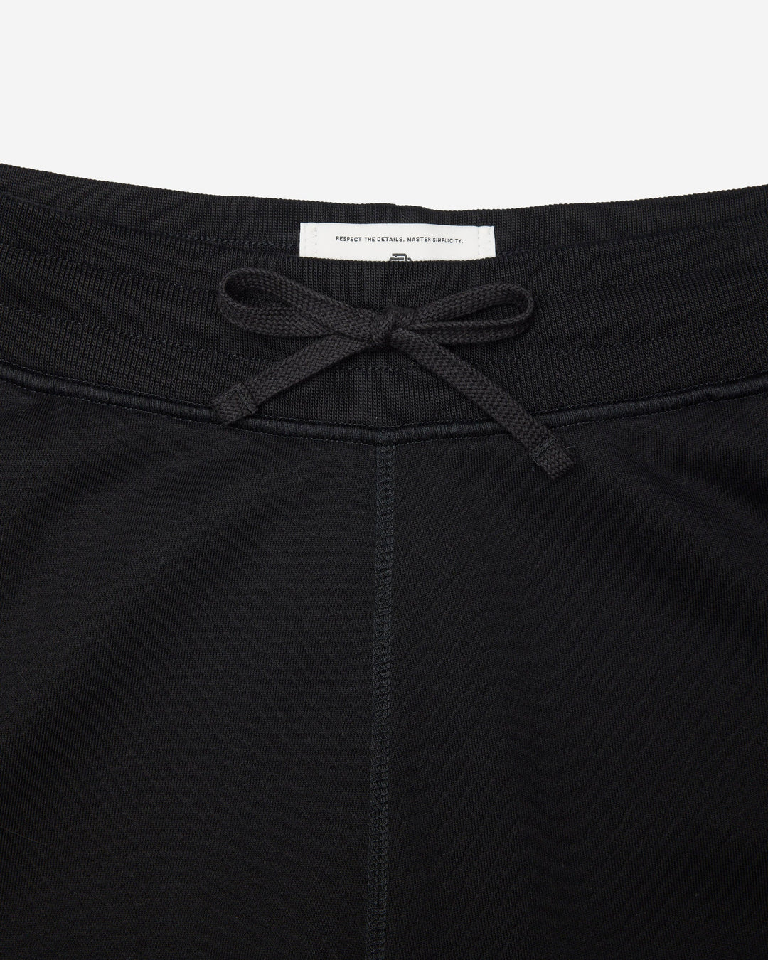 Reigning Champ - Knit Midweight Terry Standard Cuffed Sweatpant in Black