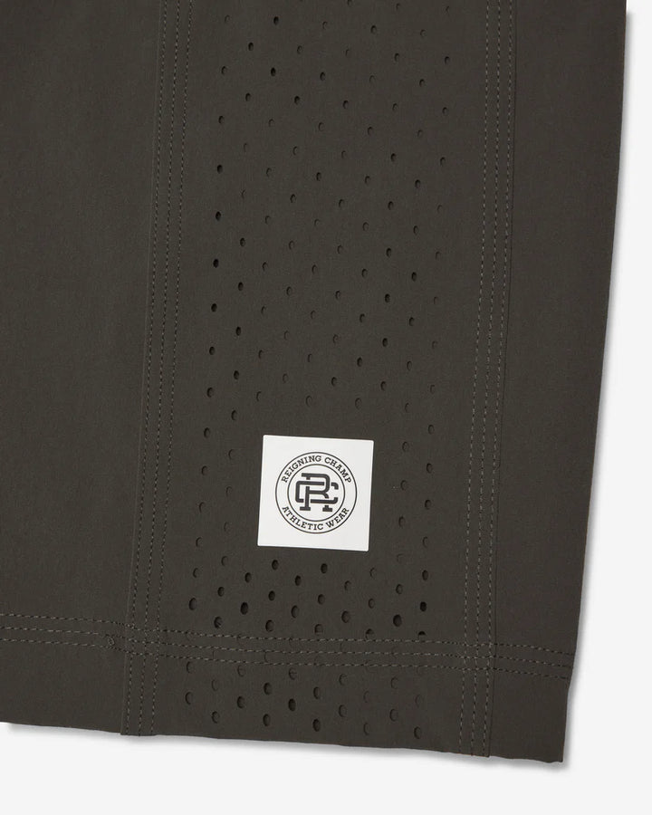 Reigning Champ 4-Way Stretch Nylon Standard Training Short 7” - Carbon