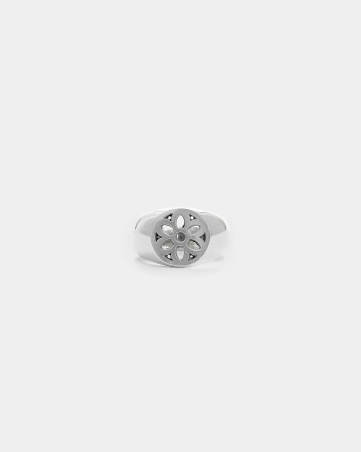 GOOD ART Signet Ring - Rosette