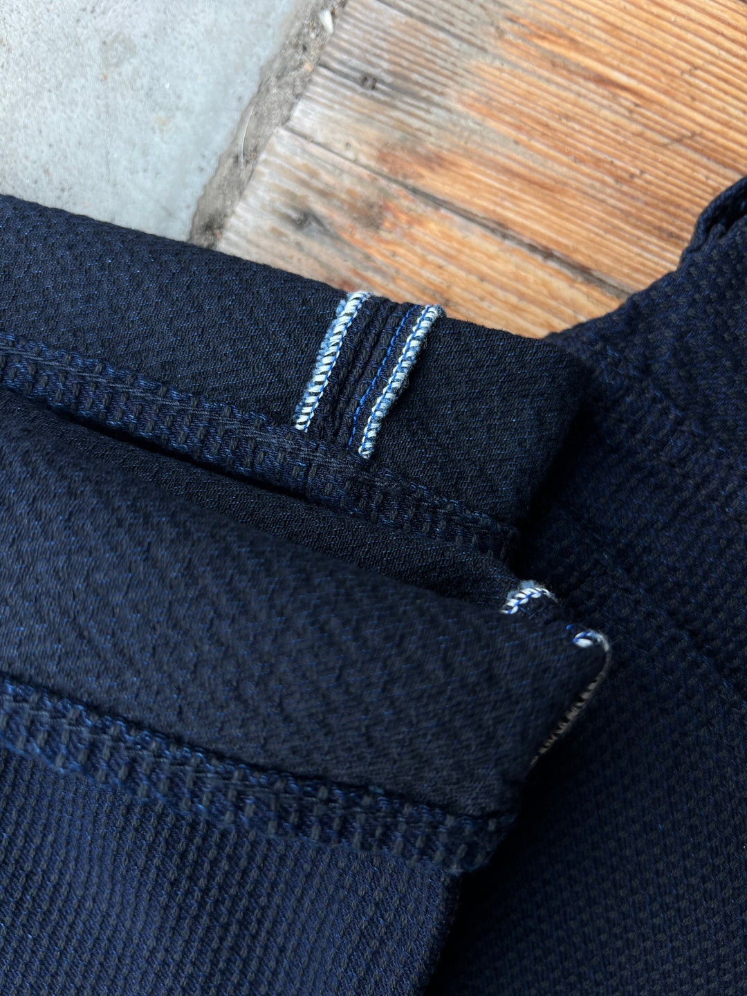 Pure Blue Japan Woven Sashiko Relaxed Tapered Pant - Indigo x Black [1177-ID]