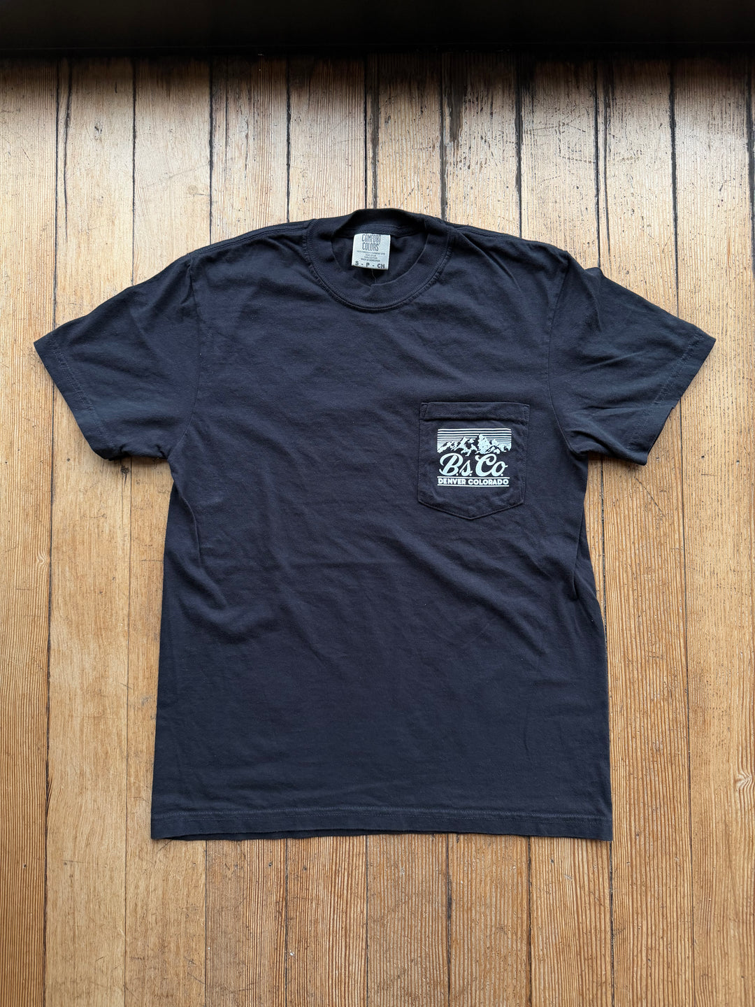 Berkeley Supply Shop Tee "Nod to Golden" - Black