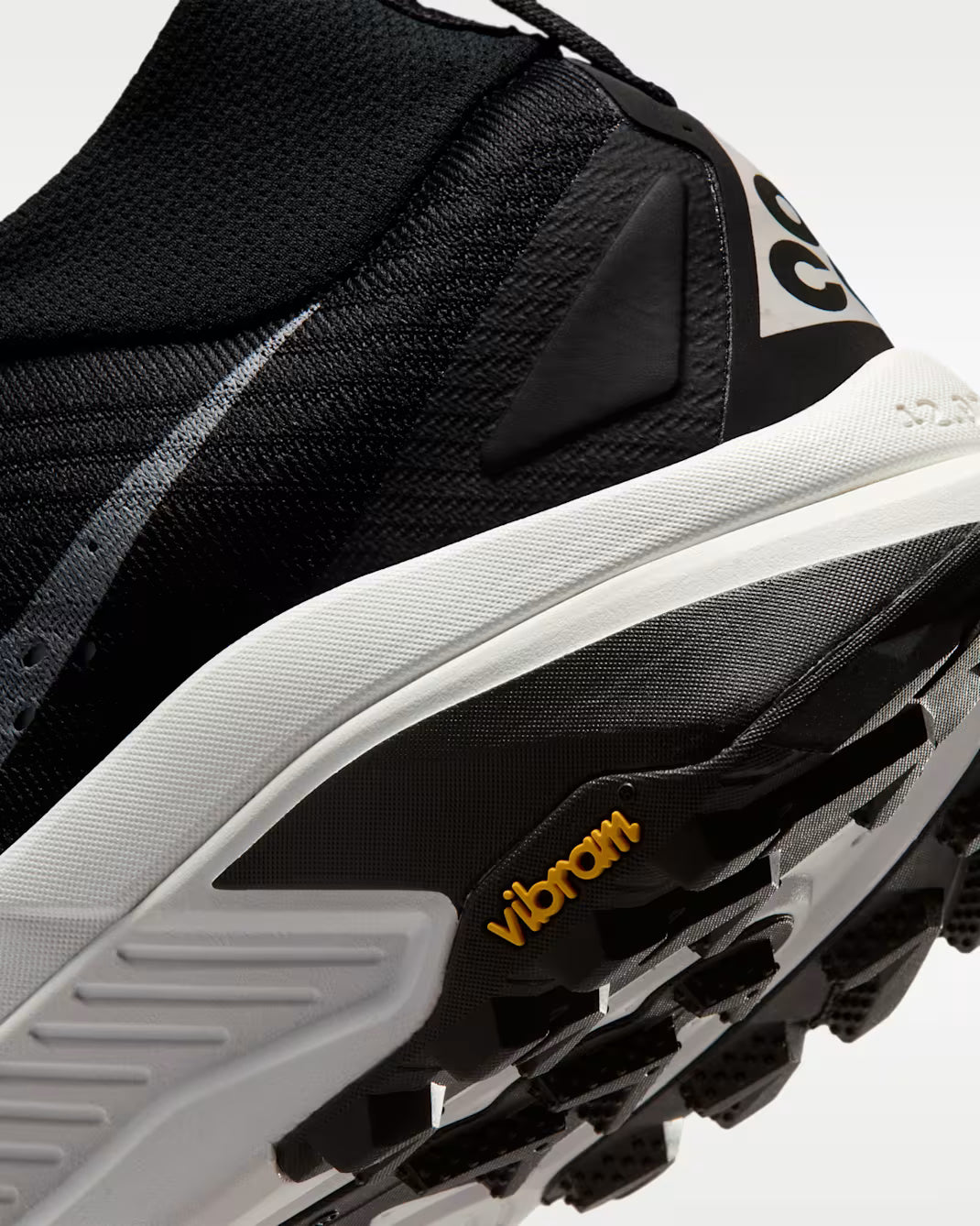 Nike ACG Zegama Men's Trail Running Shoes - Black/Summit White