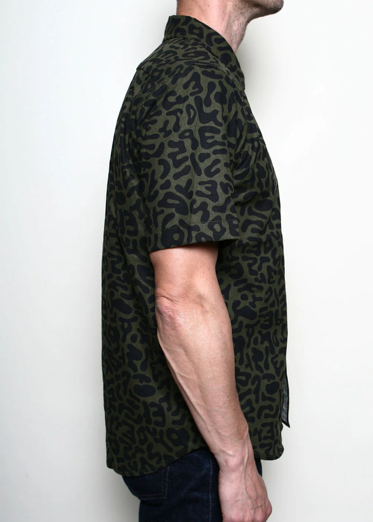Rogue Territory Short Sleeve Oxford Shirt - Alphabet Camo Olive