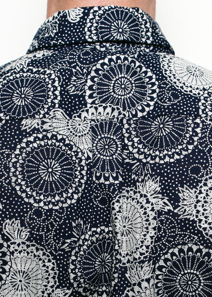 Rogue Territory Short Sleeve Oxford Shirt - Indigo Medallion