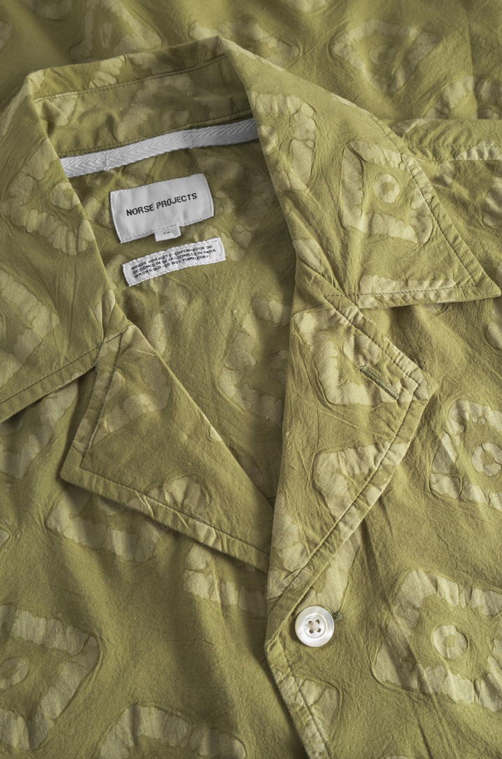 Norse Projects Mads Batik Short Sleeve Shirt - Moss Green