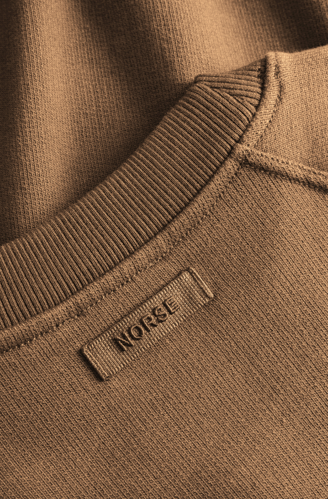 Norse Projects Tyr Relaxed Organic Loopback Raglan Crew - Oak