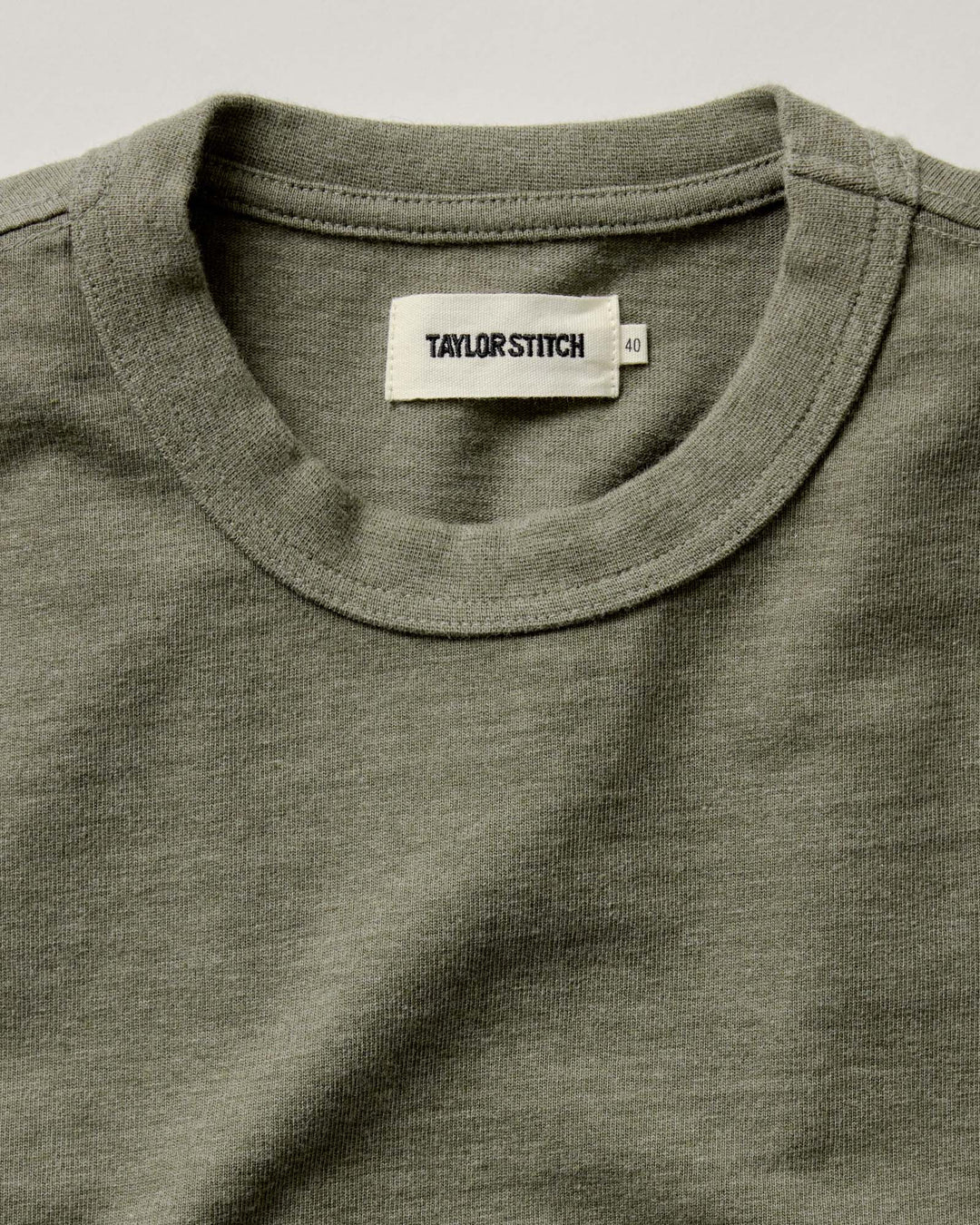 Taylor Stitch - The Organic Cotton Shop Tee in Army Twist