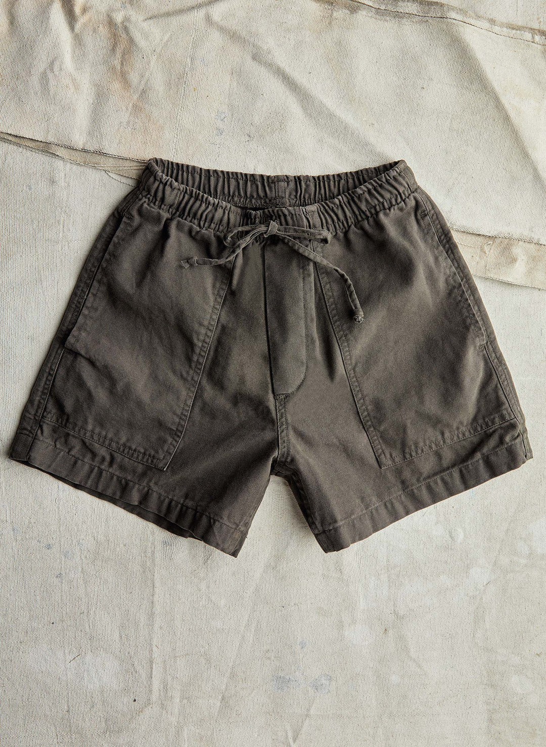 Imogene + Willie - The Lounge Short in Faded Black